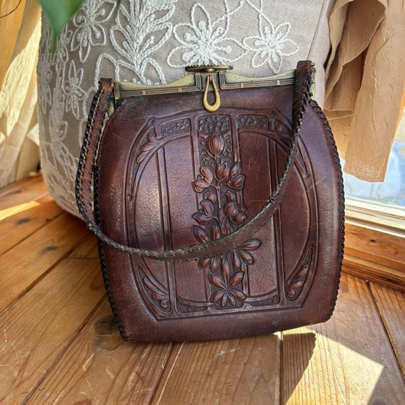 Nocona Handbags - Antique Nocona Leather Handbag